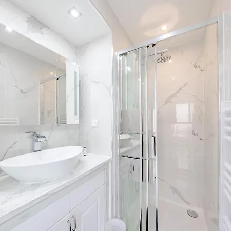 3 Bedrooms - 14hv 아파트 칸느