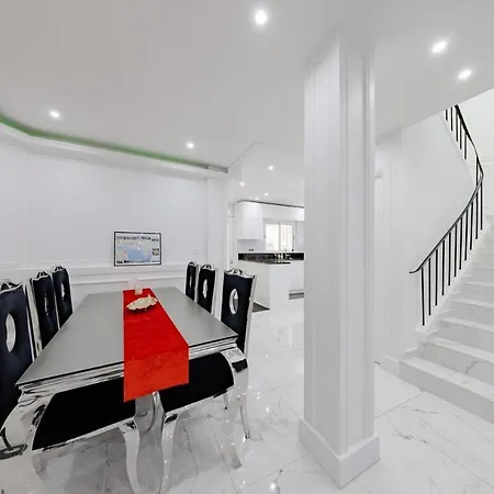 3 Bedrooms - 14hv 칸느