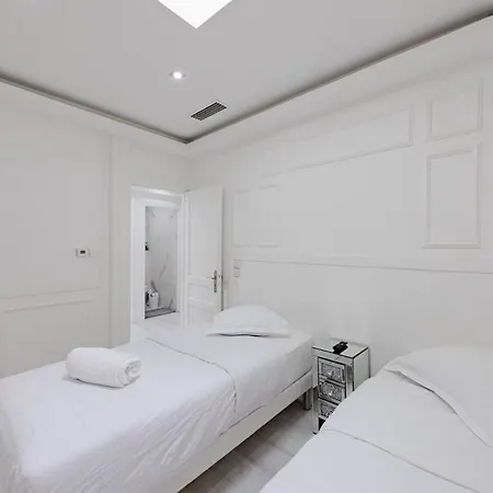 3 Bedrooms - 14hv