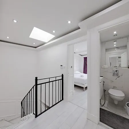 3 Bedrooms - 14hv